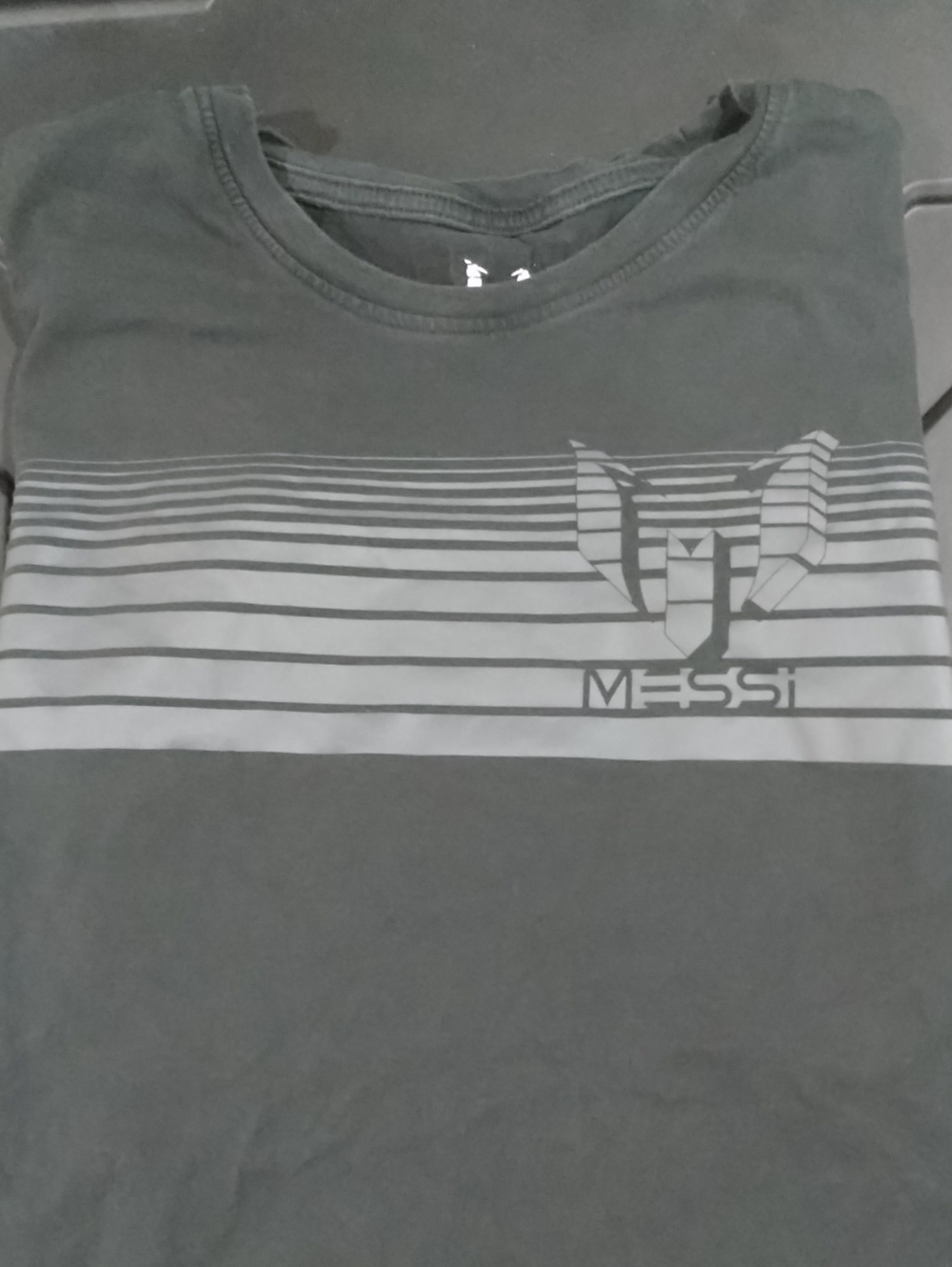 Messi T-shirt Slightly Distressed